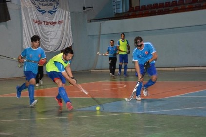 Polisgücü, rakiplerine fark atmaya devam ediyor