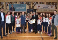 Polisgücü, rakiplerine toplam 75 gol atarak Türkiye şampiyonu oldu