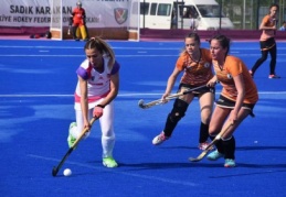 Polisgücü’nün kadın takımı hiç gol yemeden 41 gol attı 