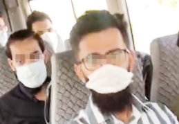 Polisi görünce maske taktılar ama cezadan kaçamadılar
