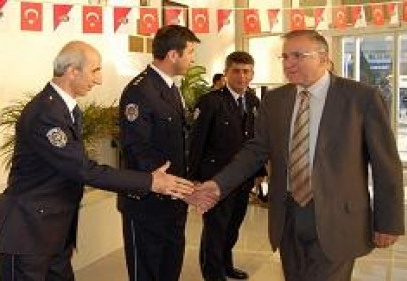 ''Polisimiz, ülkemizde huzur ve güvenin teminatıdır''