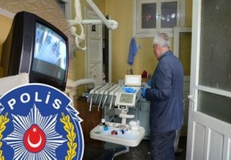 Polisleri kamerayla gözetleyen Suriyeli şahıslar havalandırma boşluğundan kaçtı