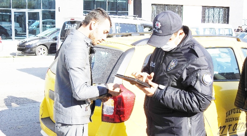 Polislerin mesai saatleri yeniden düzenleniyor