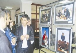 Portreler sergisi açıldı