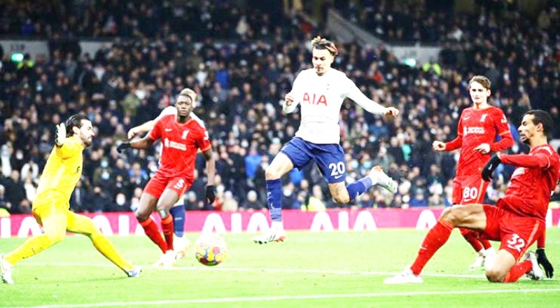 Premier Lig'de bir haftada 90 koronavirüs vakası