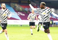 Premier Lig'de Manchester United 9 yıl sonra liderlik koltuğuna oturdu