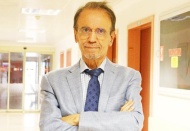 Prof. Dr. Ceyhan’dan bakanlığa gönderme: Virüs şaşırdı, ricat halinde kaçıyor