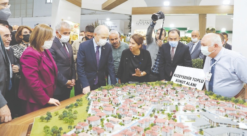 Projeler hakkında bilgi verildi