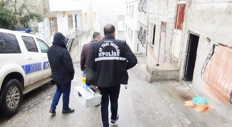 Psikolojik sorunları olan biri pompalı tüfeği nereden bulur?