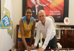 PTT Spor kadın voleybol takımında önemli transfer