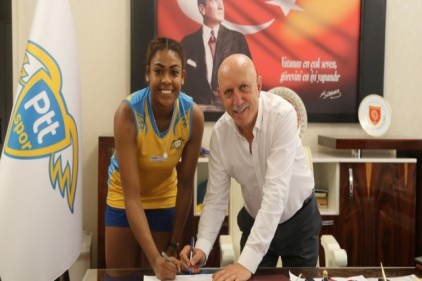 PTT Spor kadın voleybol takımında önemli transfer