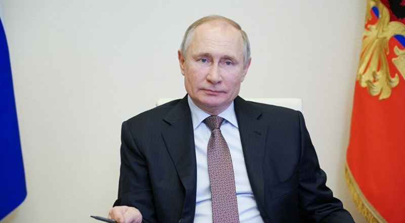 Putin, tıbbi kontrendikasyonları bulunanların silah edinmesini yasaklayan yasayı imzaladı