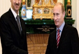 Putin ve Esad Kremlin’de biraraya geldi