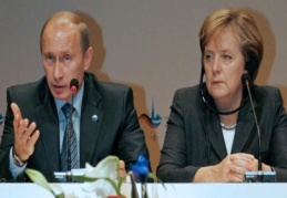 Putin ve Merkel Suriye’yi görüştü