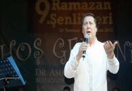 Ramazan etkinliklerinde Ahmet Özhan’lı final