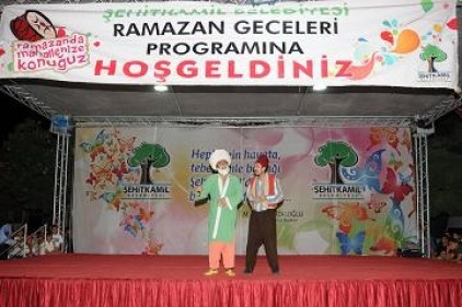 Ramazan var şenlik var 