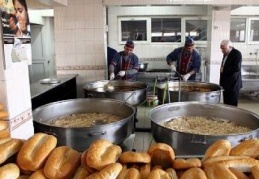 Ramazan’da yoksul alililere yemek yardımı yapılacak 
