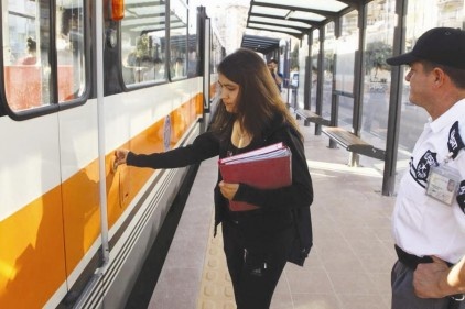 Raylı Sistem ulaşımı rahatlattı 