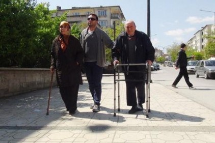 Referanduma katılmak isteyen seçmenler engel tanımadı 