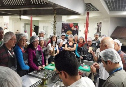 Rehberler de, üretim sürecine katılarak deneyimlerini paylaştı