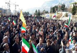 Rejim aleyhtarları da sokağa döküldü