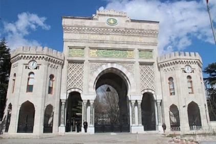 Rektörlere profesörlük şartı geri getirildi 