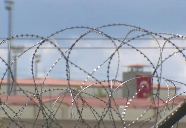 Resmi Gazete'de yayımlandı: "Çıplak arama" ibaresi yönetmenlikten çıkarıldı, yerine "detaylı arama" geldi