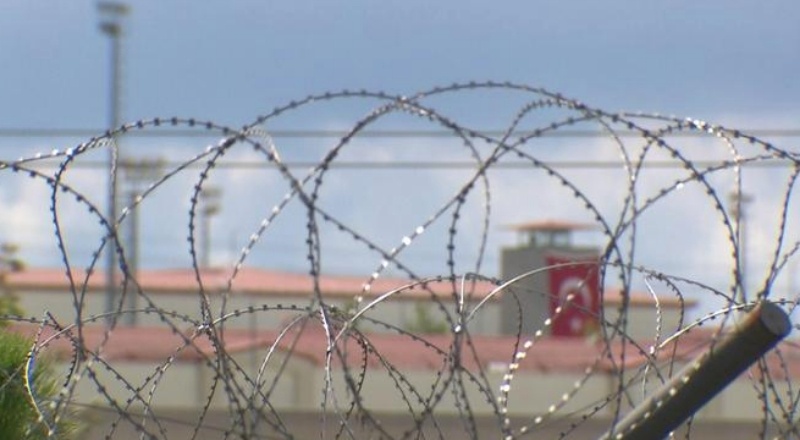 Resmi Gazete'de yayımlandı: "Çıplak arama" ibaresi yönetmenlikten çıkarıldı, yerine "detaylı arama" geldi