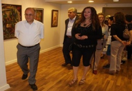 Ressam Şule Özbahar sergi açtı