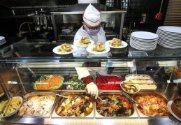 Restoran ve turizm işletmeleri yeni kurallarla açılmaya başlayacak