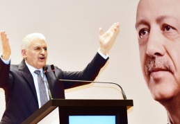 Reuters'a konuşan üst düzey AKP'li kaynak: Binali Yıldırım, Ekonomiden Sorumlu Cumhurbaşkanı Yardımcısı olabilir