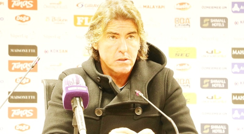 Ricardo Sa Pinto: "Hücum bölgesine transfer şart"