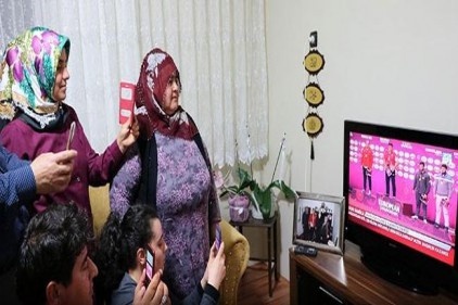 Rıza Kayaalp’in 8. Avrupa şampiyonluğu ailesini gururlandırdı