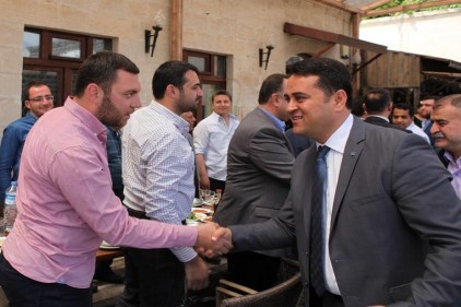 Roket ve bombaların düştüğü bir şehirde kimse ev almak istemiyor