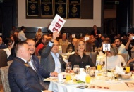 Rotary Kulüpleri, çocuk gelinler için müzayede düzenledi