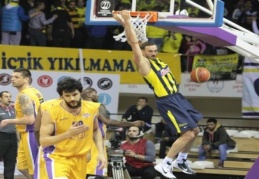 Royal, fenerbahçe Ülker’e mağlup oldu