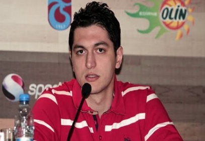 Royal Halı Gaziantep Büyükşehir Belediyespor Caner Ercan'ı 1 yıllığına renklerine bağladı
