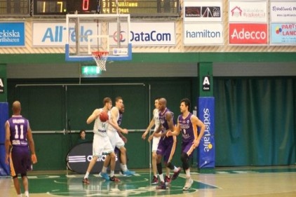 Royal Halı Gaziantep, İsveç temsilcisi Södertalje Kings&#039;e deplasmanda 78-71 mağlup oldu
