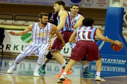 Royal Halı Gaziantep, Medical Park&#039;a 73-68 mağlup oldu