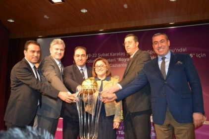 Royal Halı, hem basketbolseverlerden hem de takımlardan tam not aldı