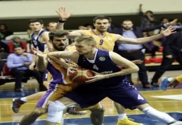 Royal Halı lideri bekliyor
