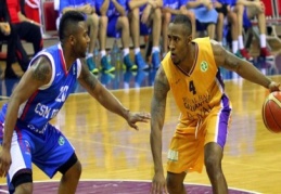 Royal kendi evinde mağlup