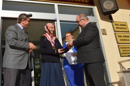 Rümeysa maçları izlerken bizi çok heyecanlandırdı
