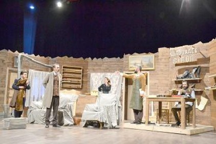 Rus Roman Yazarı Lev Nikolayeviç Tolstoy&#8217;un eseri sahnelendi