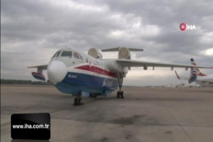 Rus yangın söndürme uçağı Be-200ES Antalya&#039;da görücüye çıktı