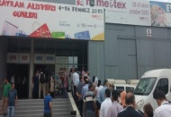 Rusya'ya yaklaşık 300 dolara sattıkları elbiseleri 50 TL’ye sattılar
