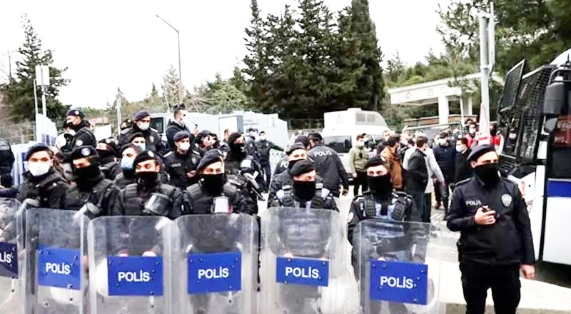 Saadet Partisi'nden Boğaziçi açıklaması: Öğrencilerin gözaltılarla susturulması kabul edilemez