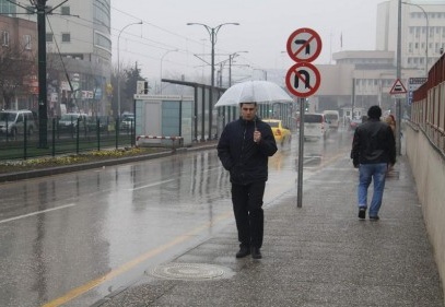 Sabah kar ve yağmurla uyandık