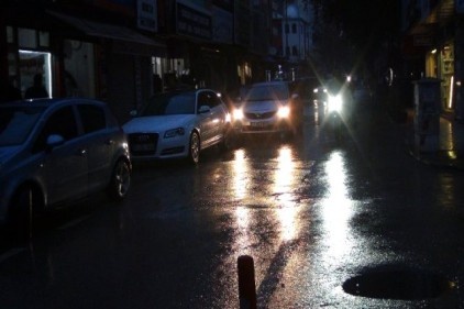 Sabah saatlerinde, akşam karanlığıyla karşılaştılar