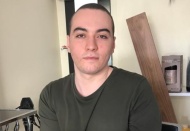 Saçlarını kanser hastaları için bağışladı